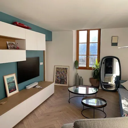 Apartment Avec Jardin & Vue