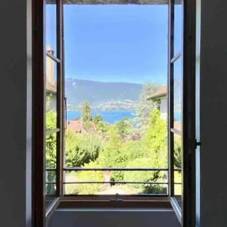 Avec Jardin & Vue Apartment